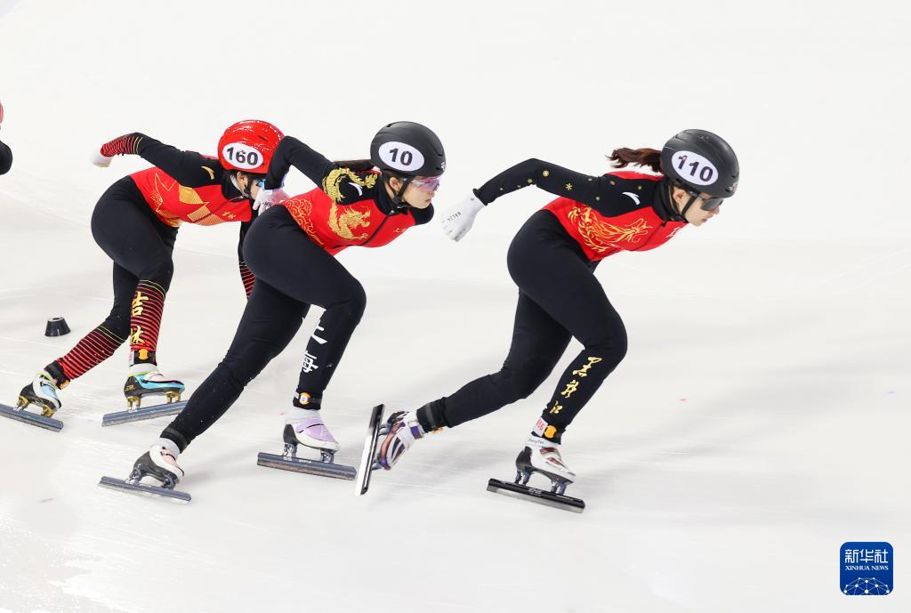 entit, 上训练中心, 张延获得甲 entit, 上训练中心, 张延获得甲